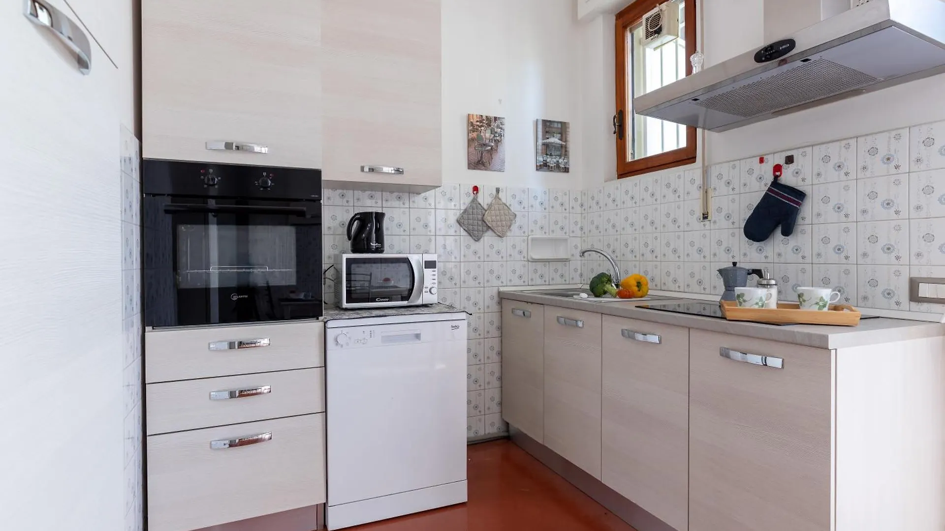 Apartamento Pisa Quiet And Bright Flats With Balcony Italia