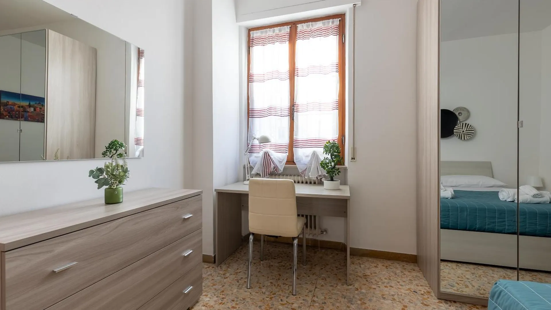 Apartamento Pisa Quiet And Bright Flats With Balcony